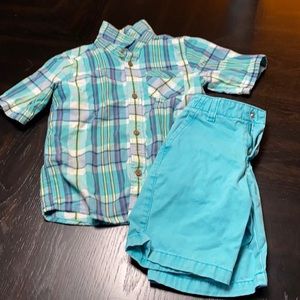 Boys shortsleeved shirt and shorts size 6/7